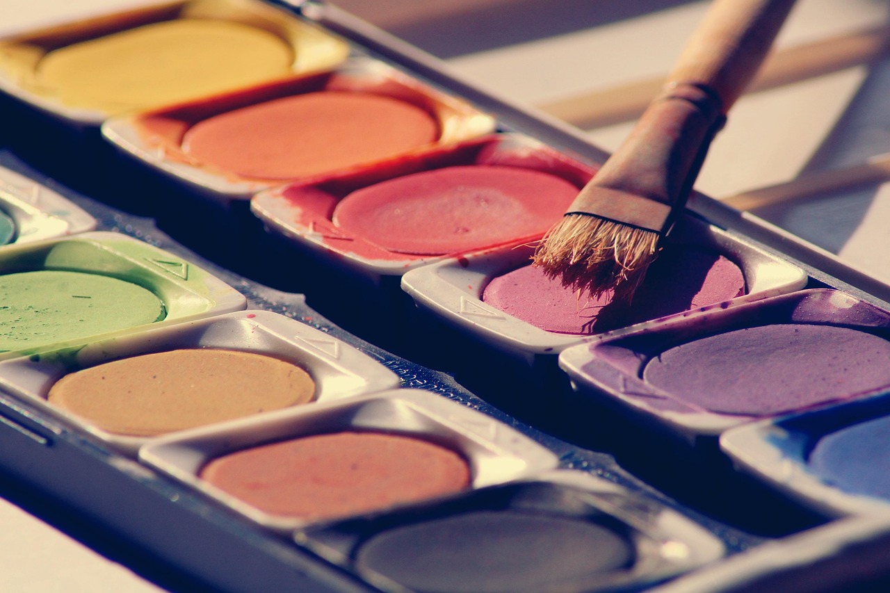 watercolor, paint brush, to paint, nature, multicoloured, to dye, art, yellow, draw, artist, doodle, acrylic, painting technique, creative, brush strokes, red, art lessons, entertainment, pastime, green, blue, teacher, artistic, mix, water